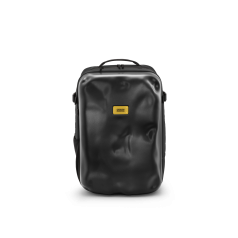 Crash-Baggage_bags_Iconic-Backpack_Black_std_01